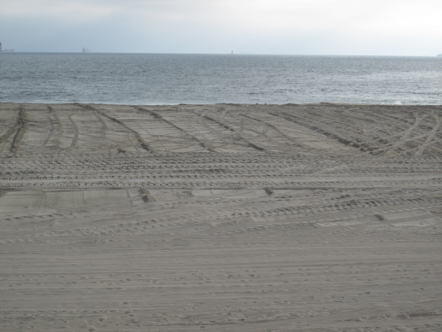 Looking south at the Pacific