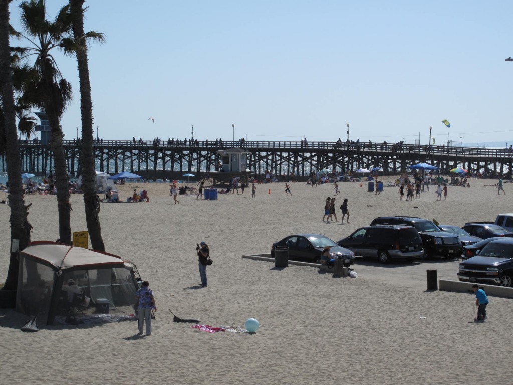 Warm Sunday on Seal Beach